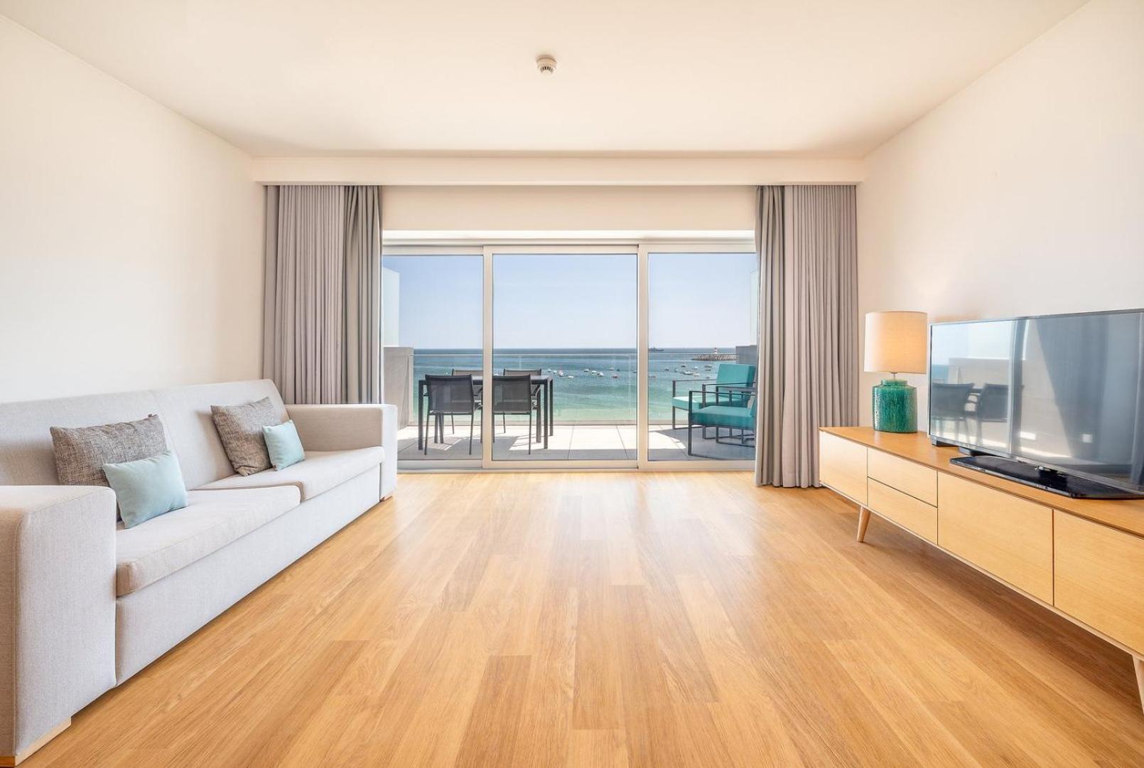 Guestready - Beachfront Naufrago'S Retreat 2 Sesimbra Exterior foto