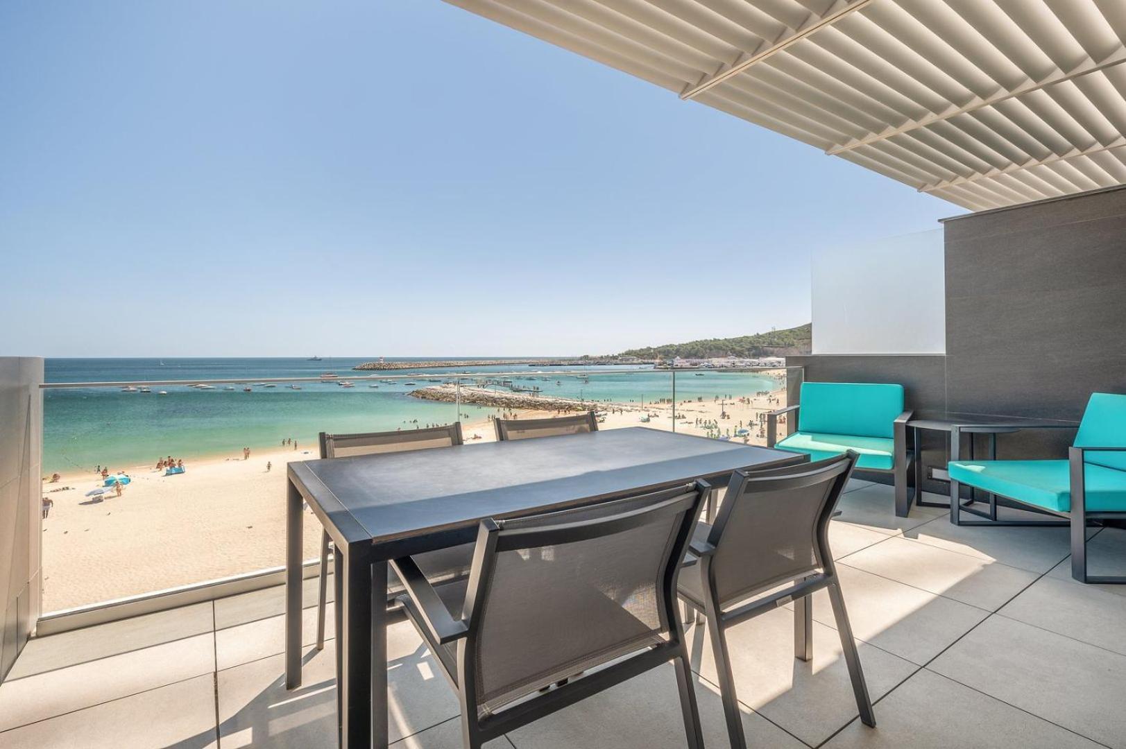 Guestready - Beachfront Naufrago'S Retreat 2 Sesimbra Exterior foto